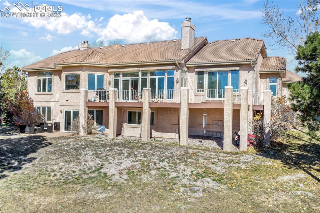 Image 14 of 23: Back of Structure