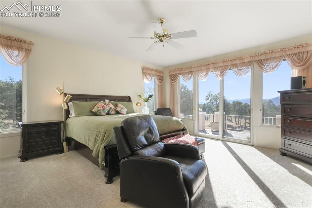 Image 31 of 50: Beautiful mountain views