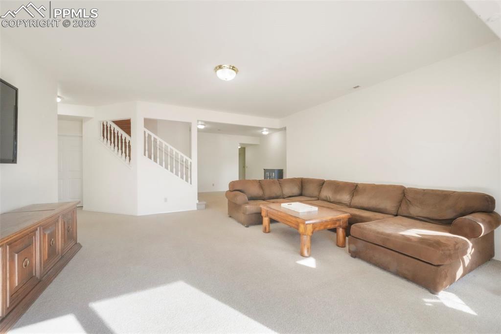 Image 40 of 50: Family Room