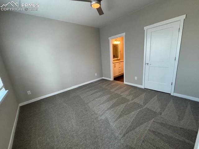 Image 10 of 12: Bedroom