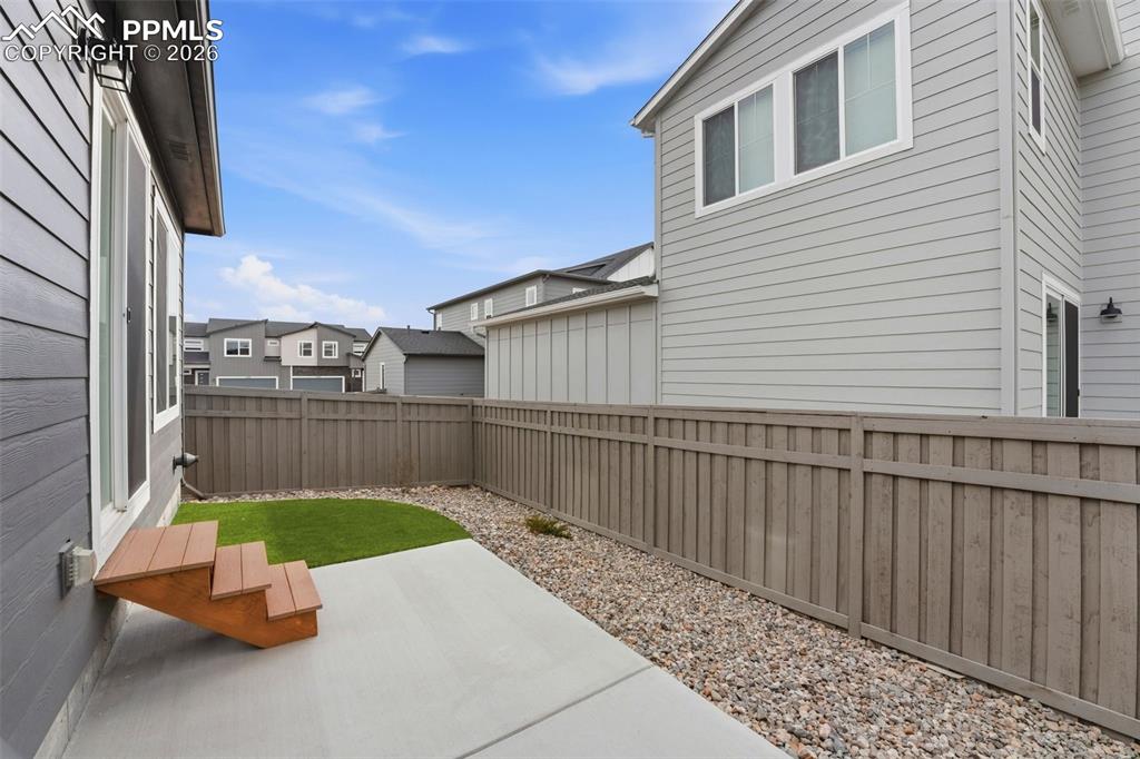 Image 30 of 35: Back of Structure