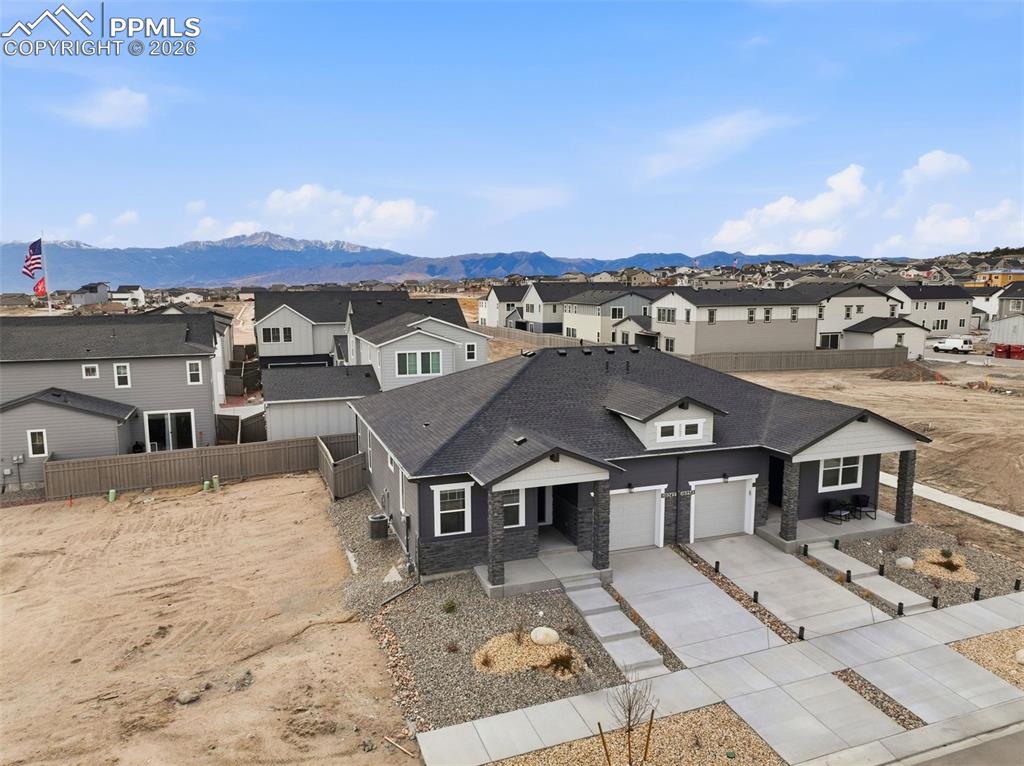 Image 31 of 35: Back of Structure