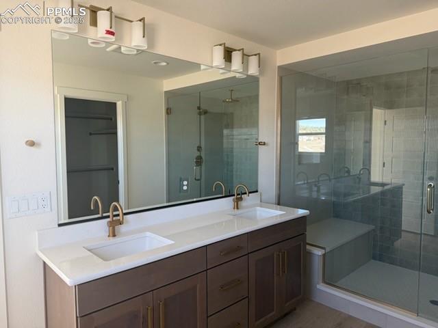 Image 13 of 15: Master Bathroom