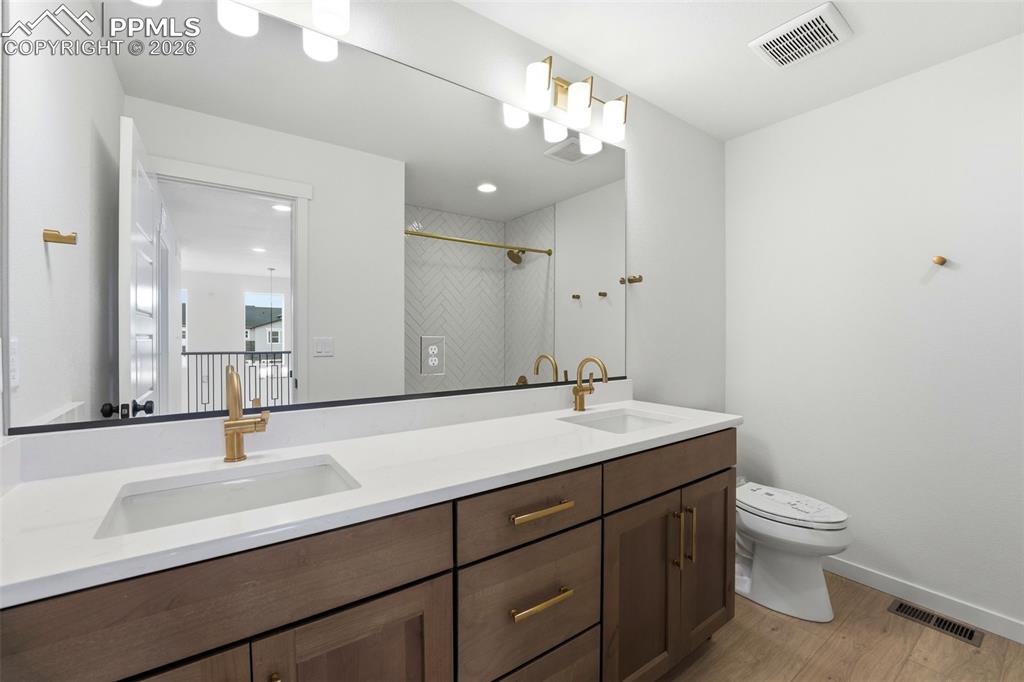 Image 25 of 37: No Description Available