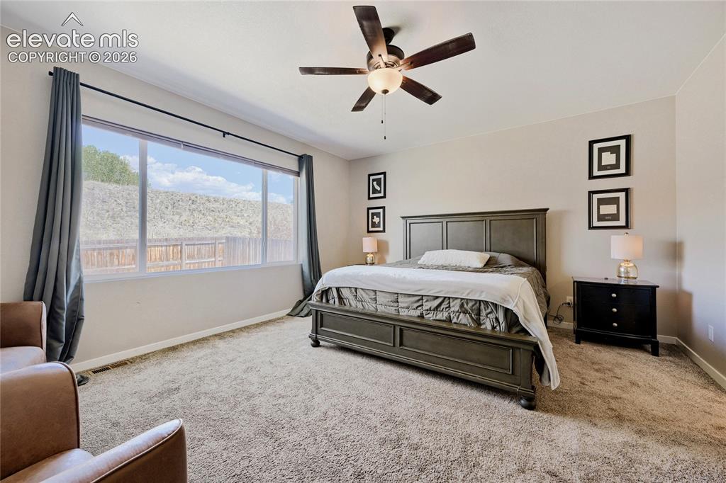 Image 15 of 37: Bedroom