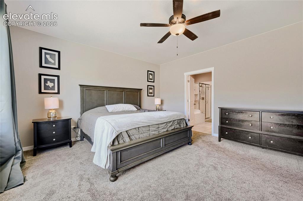 Image 16 of 37: Bedroom