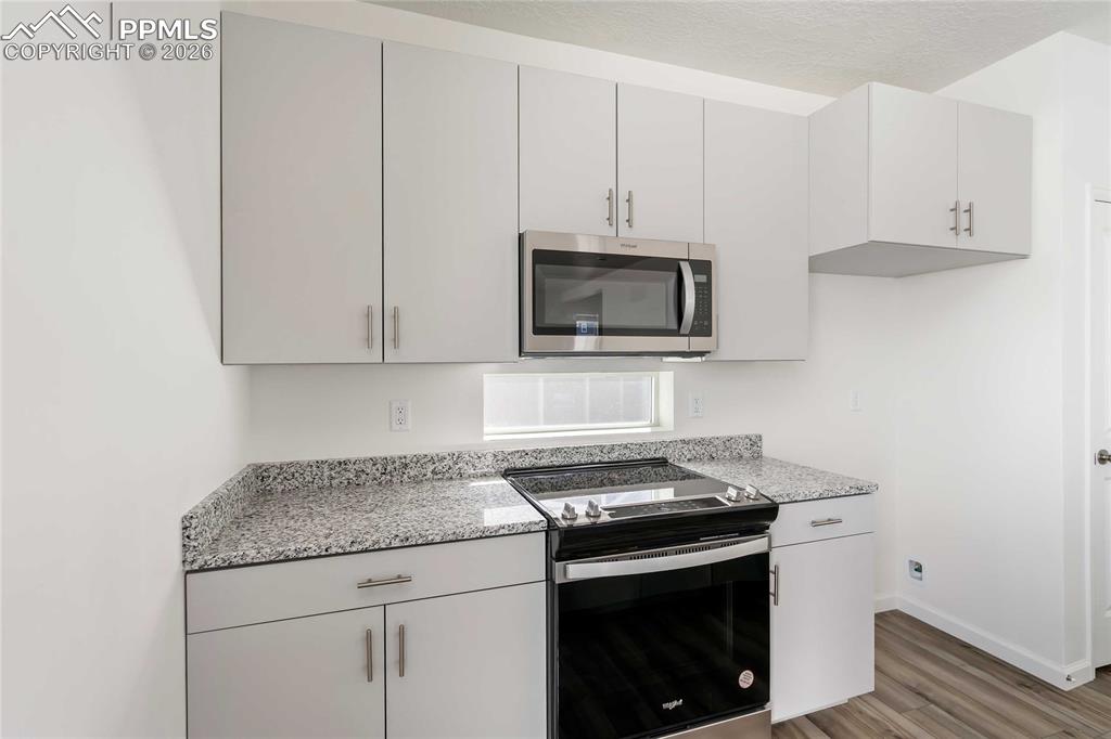 Image 8 of 22: Photos of a model home