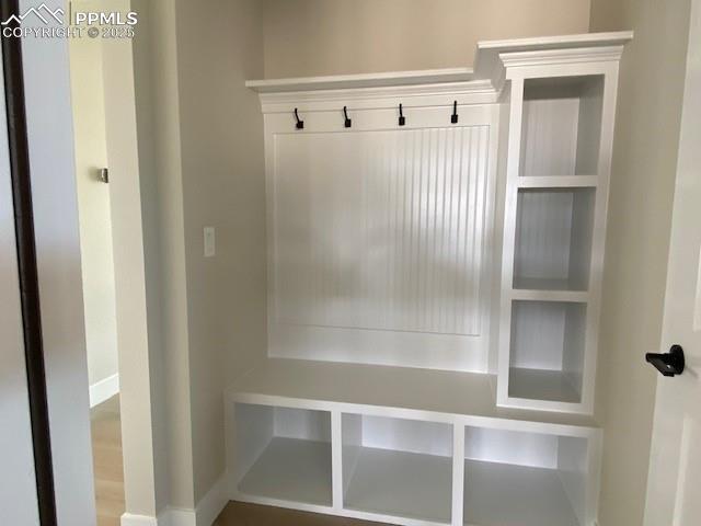 Image 10 of 27: Mud Room