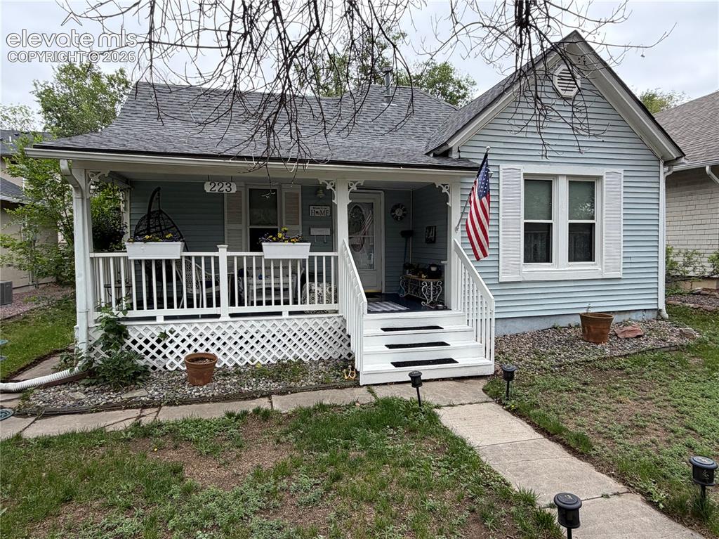Image 25 of 25: Priced to sell, you could make this move-in-ready home yours for summertime