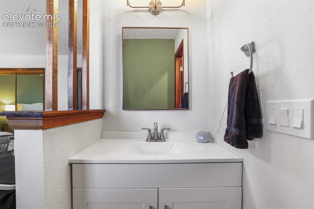 Image 21 of 48: Master Bathroom