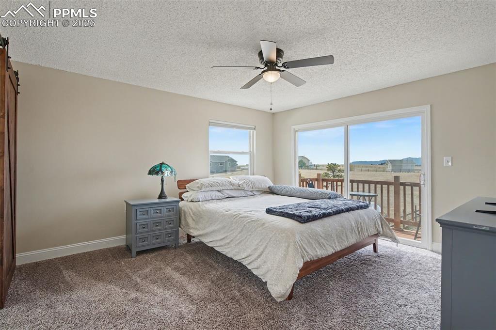 Image 16 of 44: Bedroom