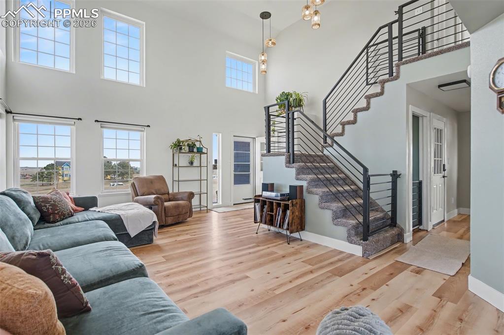 Image 4 of 44: Living Room