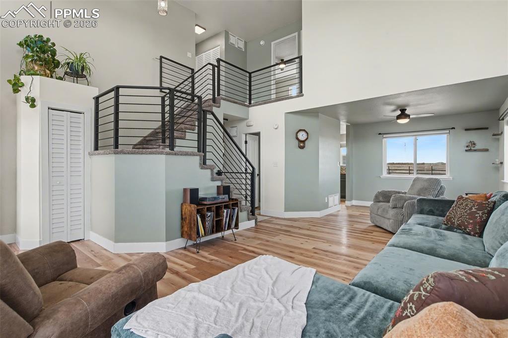 Image 6 of 44: Living Room