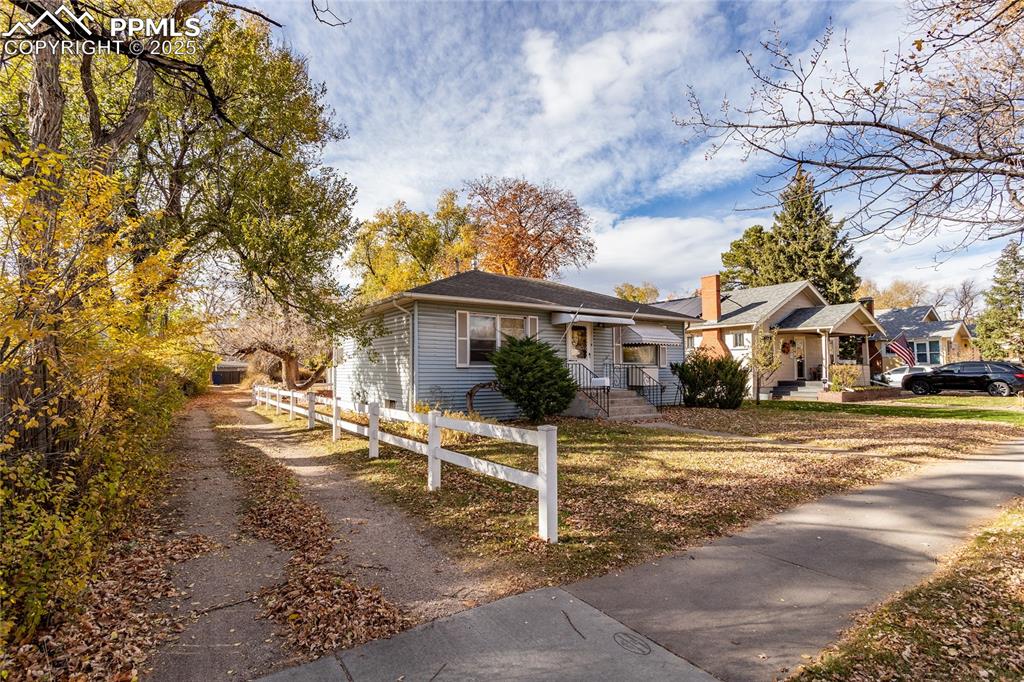 Image 2 of 24: View of front of property