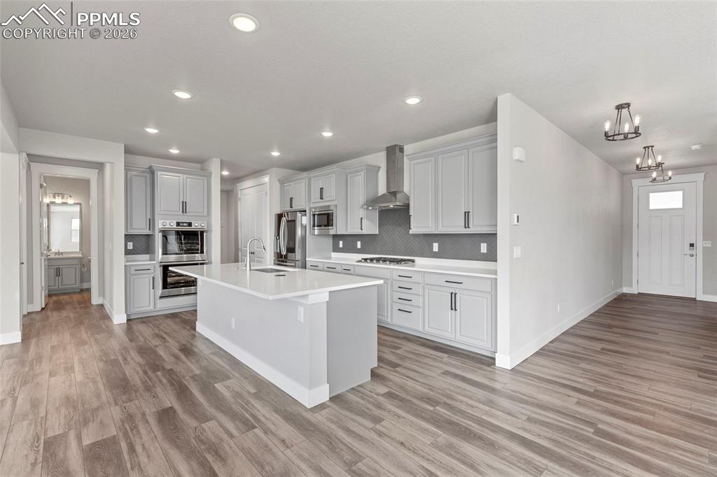 Image 2 of 50: Kitchen