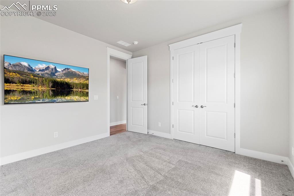 Image 24 of 50: Bedroom