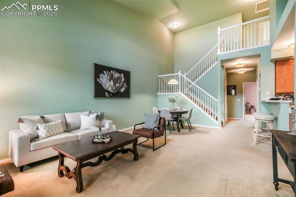 Image 9 of 50: Living Room