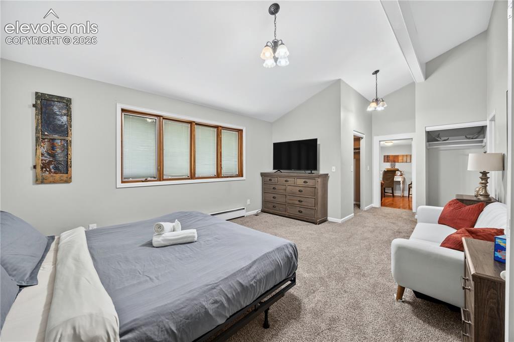 Image 18 of 37: Bedroom