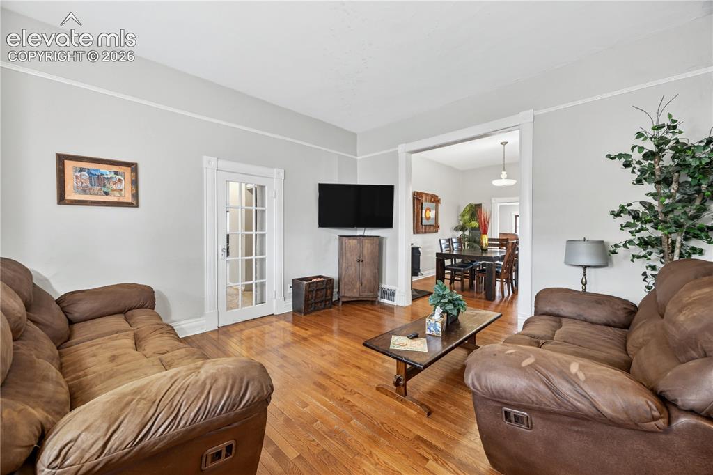 Image 6 of 37: Living Room