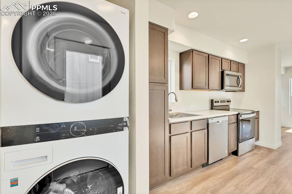 Image 18 of 30: No Description Available