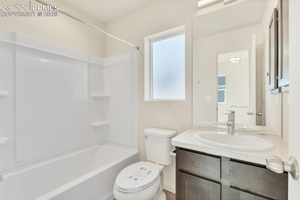 Image 21 of 30: No Description Available