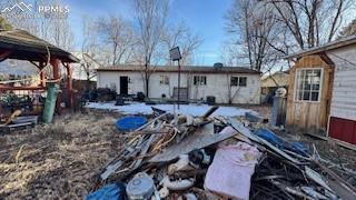 Image 23 of 31: Back of Structure