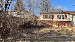 Image 30 of 31: Side of Structure