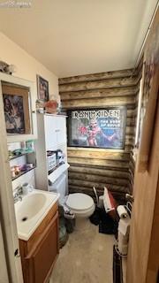 Image 8 of 31: Bathroom