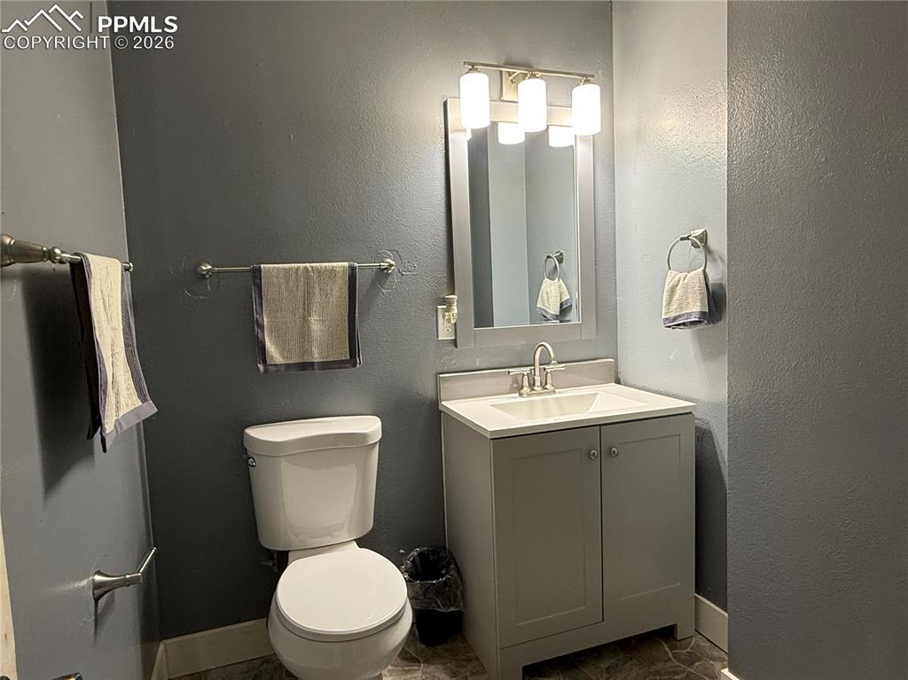 Image 9 of 21: Bathroom