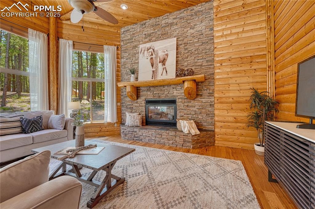 Image 19 of 50: True Colorado forest living with privacy and rustic elegance