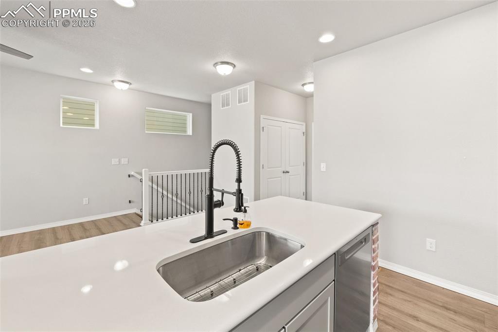 Image 12 of 48: Kitchen