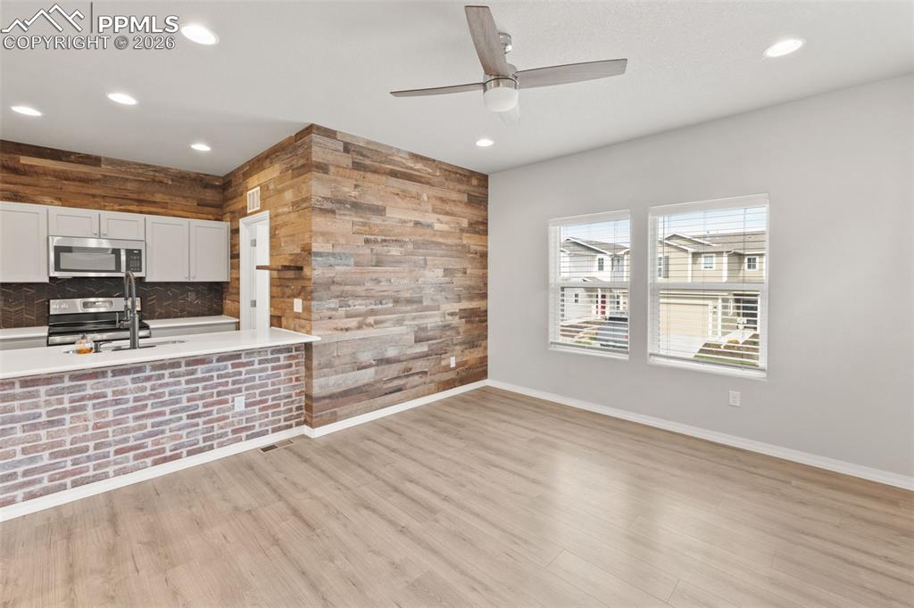 Image 2 of 48: Kitchen