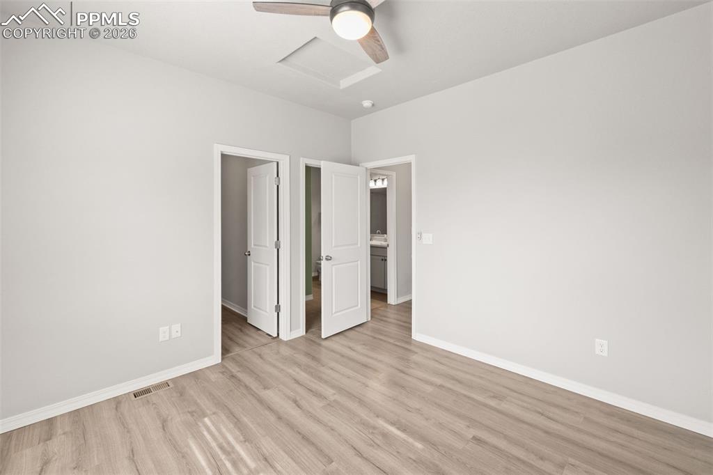 Image 22 of 48: Bedroom