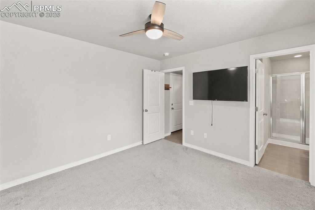 Image 27 of 48: Bedroom