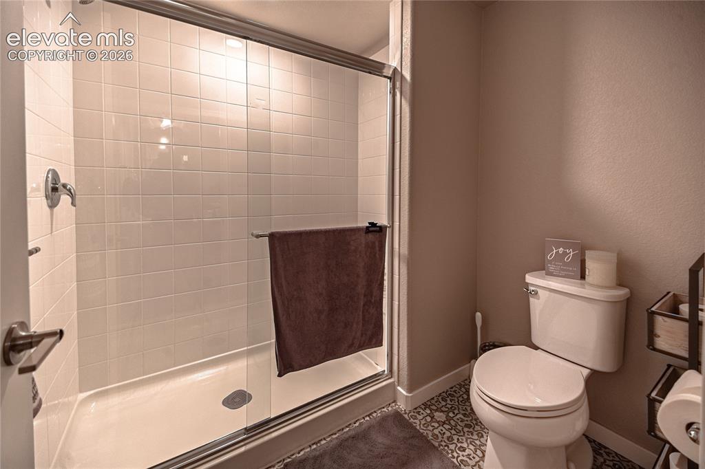 Image 43 of 45: Bathroom