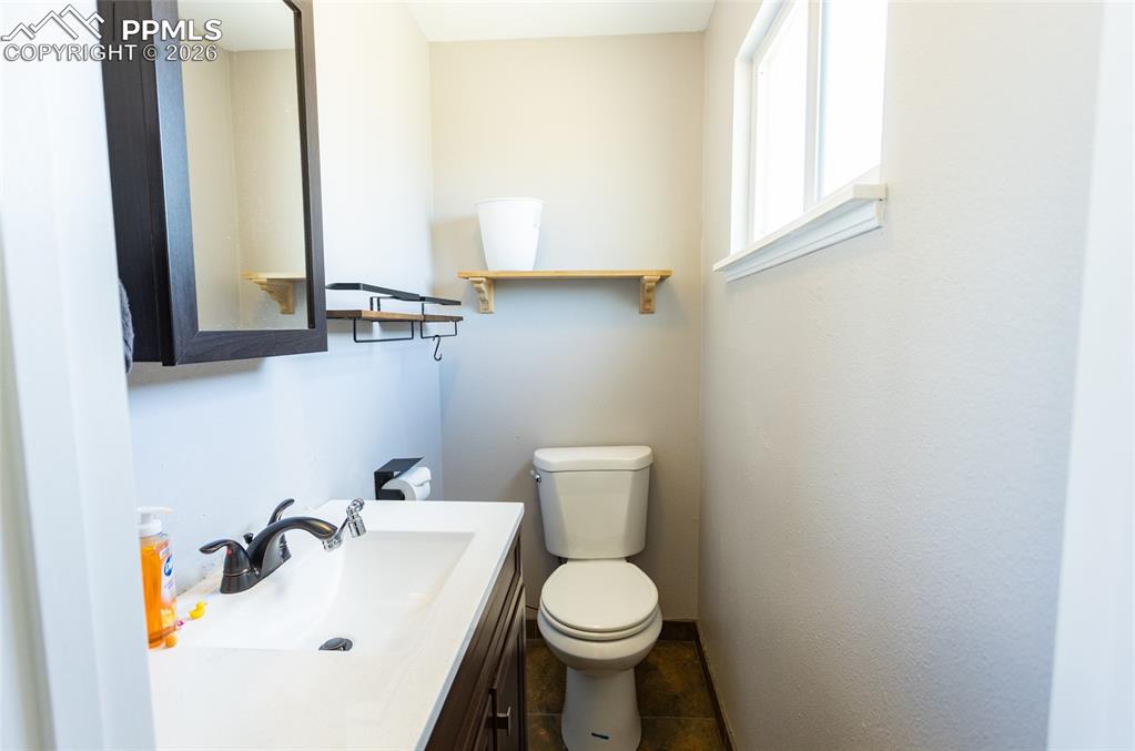 Image 13 of 23: Bathroom