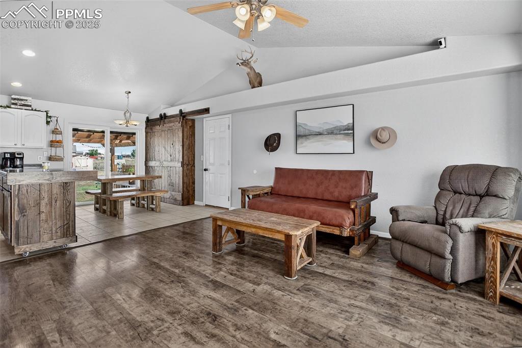 Image 9 of 50: Living Room