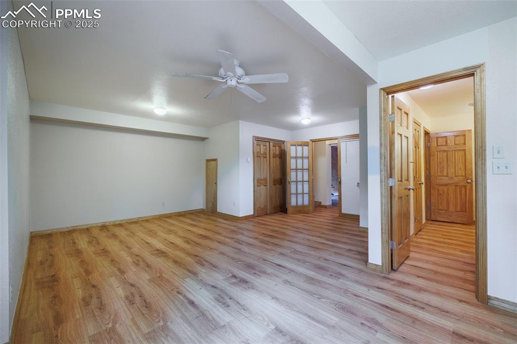 Image 14 of 32: Third bedroom