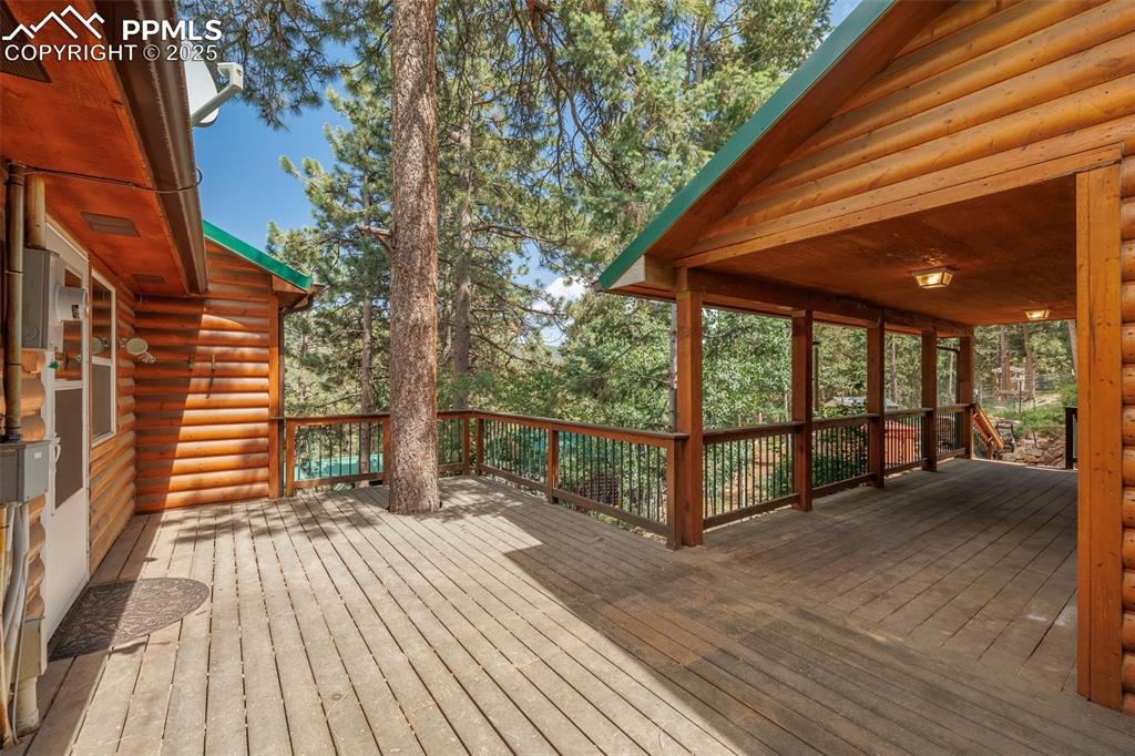 Image 5 of 32: View of wooden deck