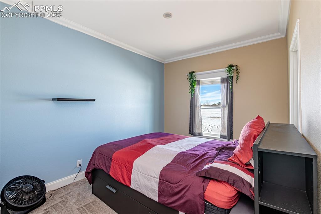 Image 18 of 34: Bedroom