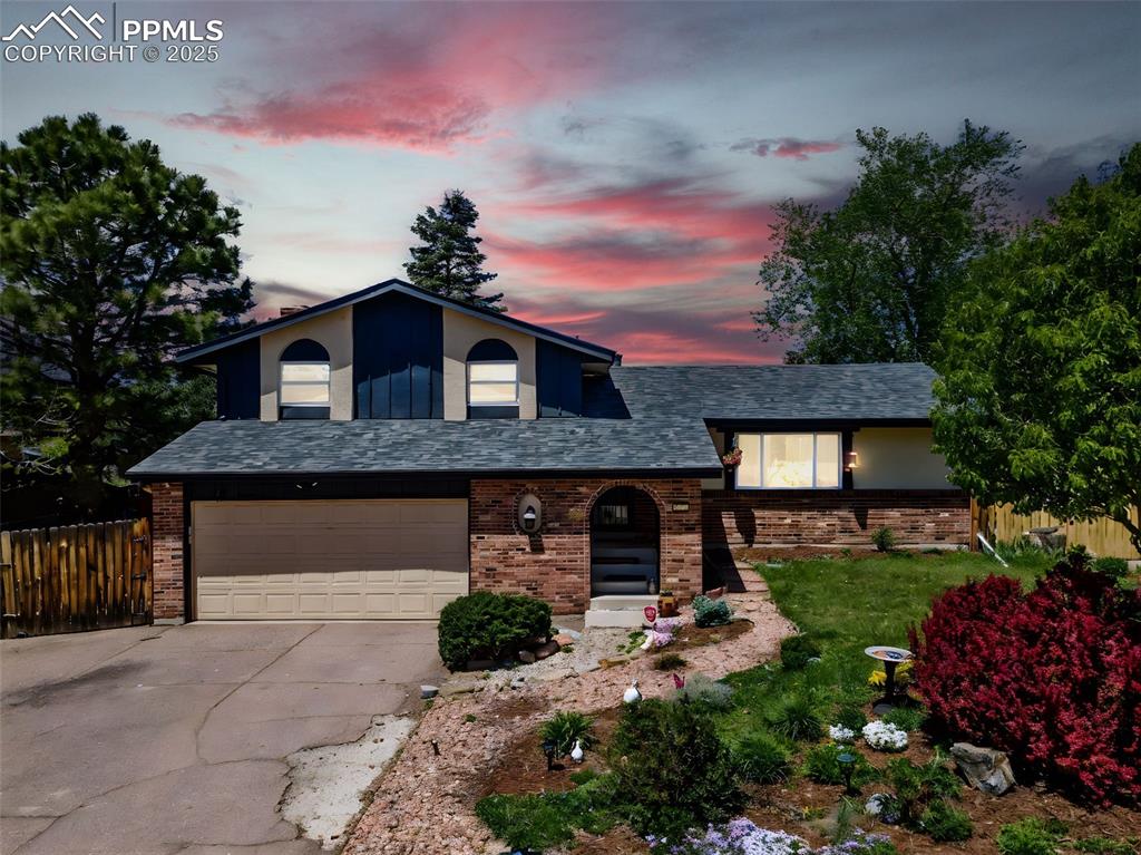 Image 46 of 50: Front of Structure