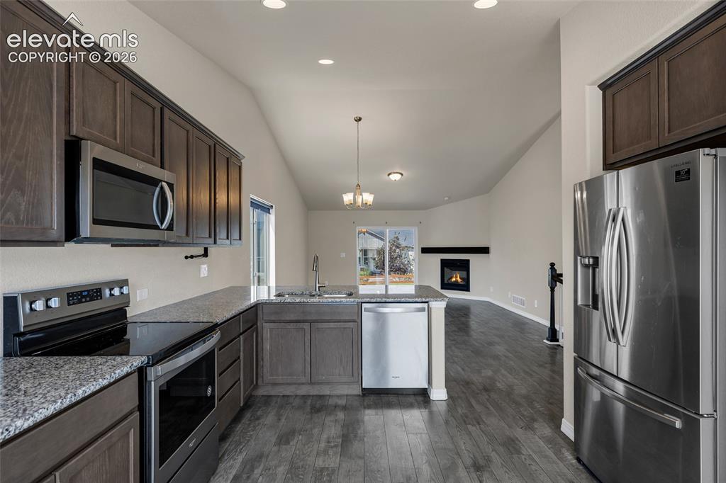 Image 10 of 34: Kitchen