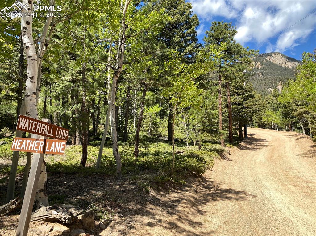 Image 12 of 16: Cross streets right before arriving at the lot!