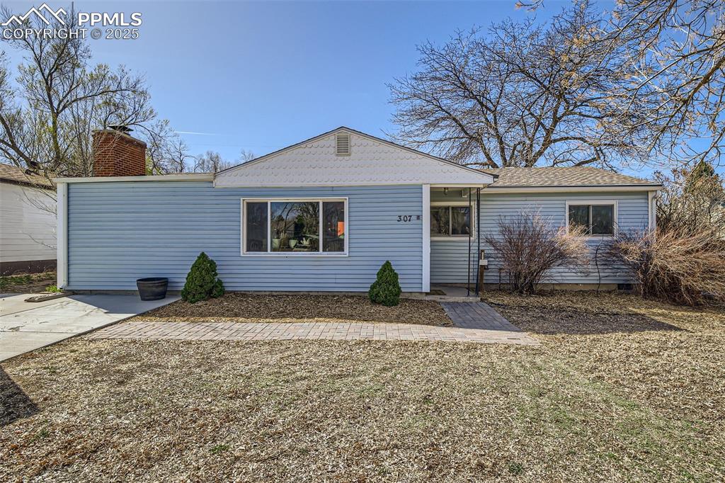 Image 2 of 27: Front of Structure