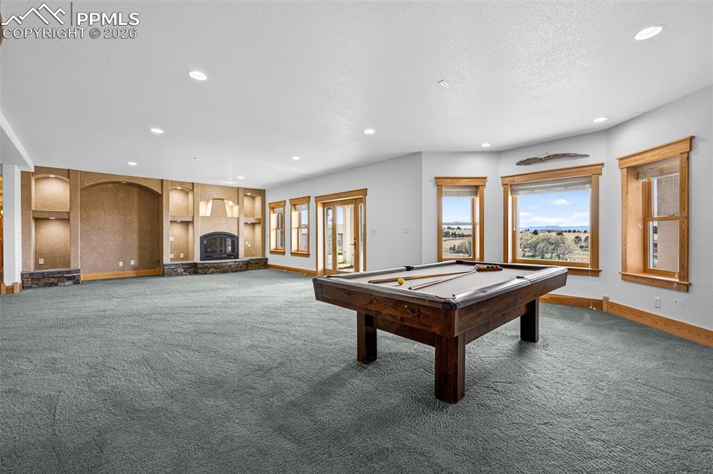 Image 30 of 50: Game Room