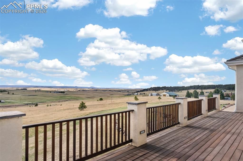 Image 42 of 50: Panoramic Mountain views