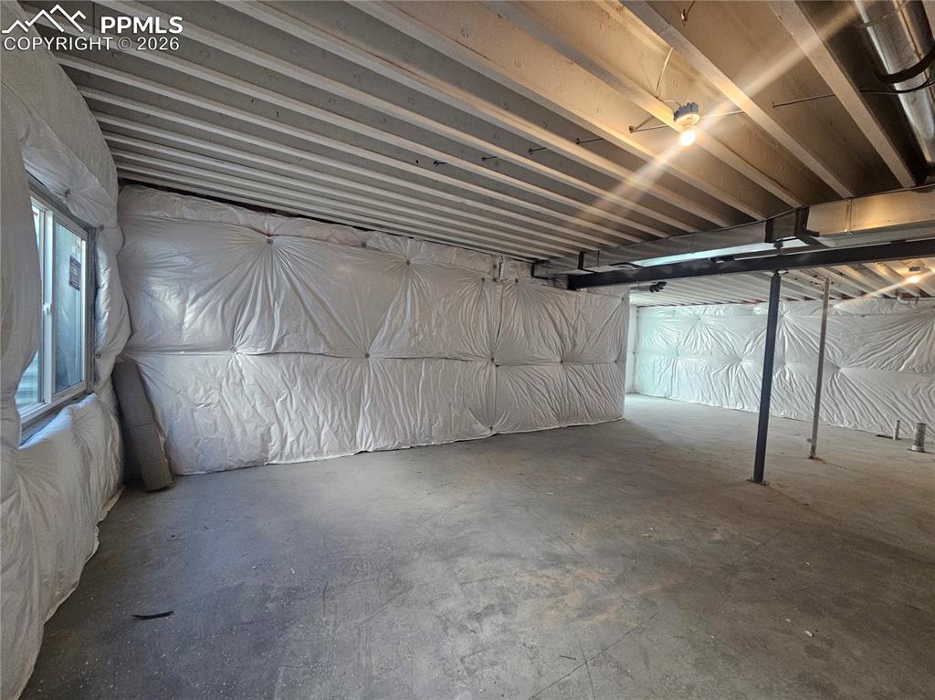 Image 15 of 17: Basement