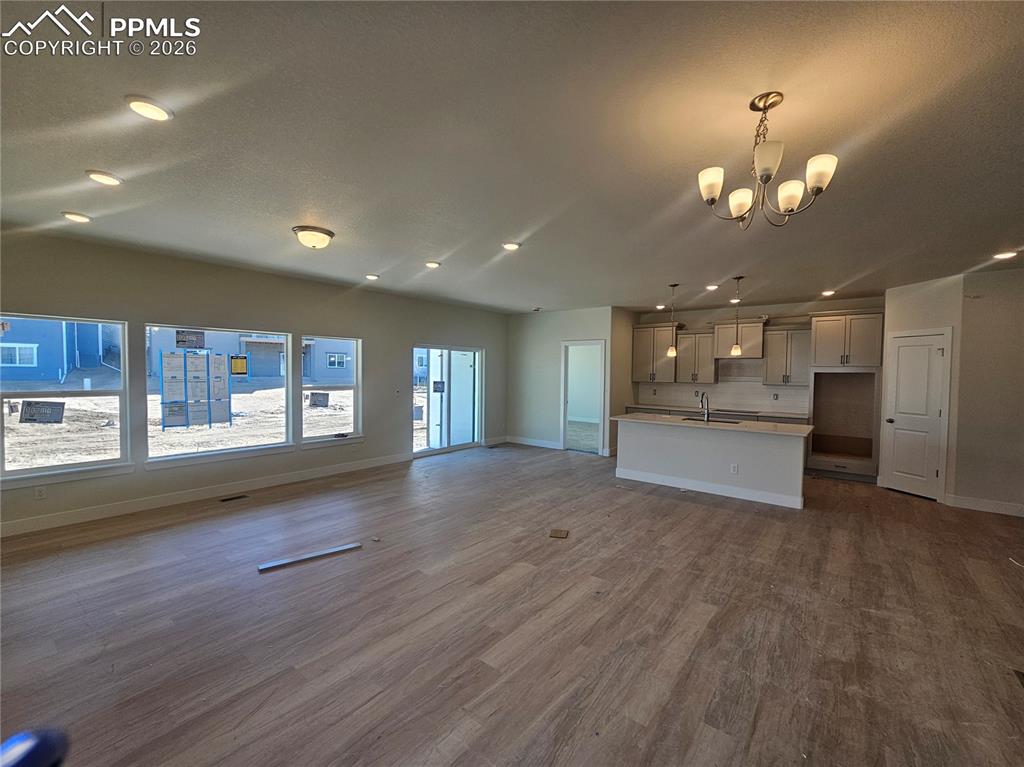 Image 6 of 17: Living Room