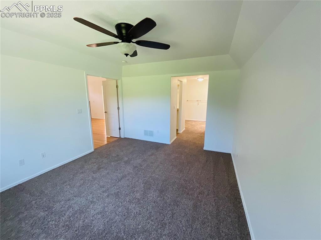 Image 12 of 42: Bedroom