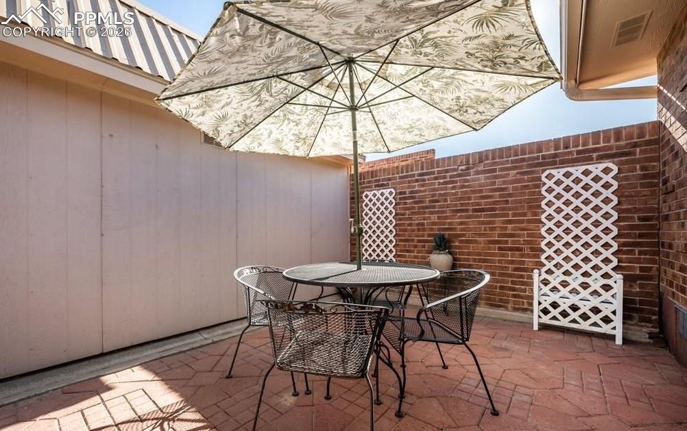 Image 21 of 28: Patio